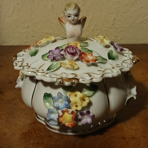 Lenwile Ardalt Trinket Box - Picture 2 of 12